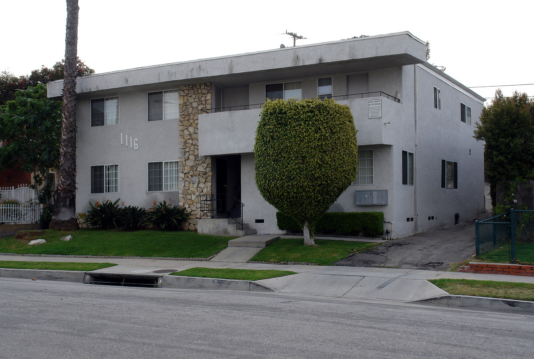 Forest in Inglewood, CA - Building Photo