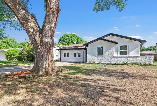 502 Melrose Dr