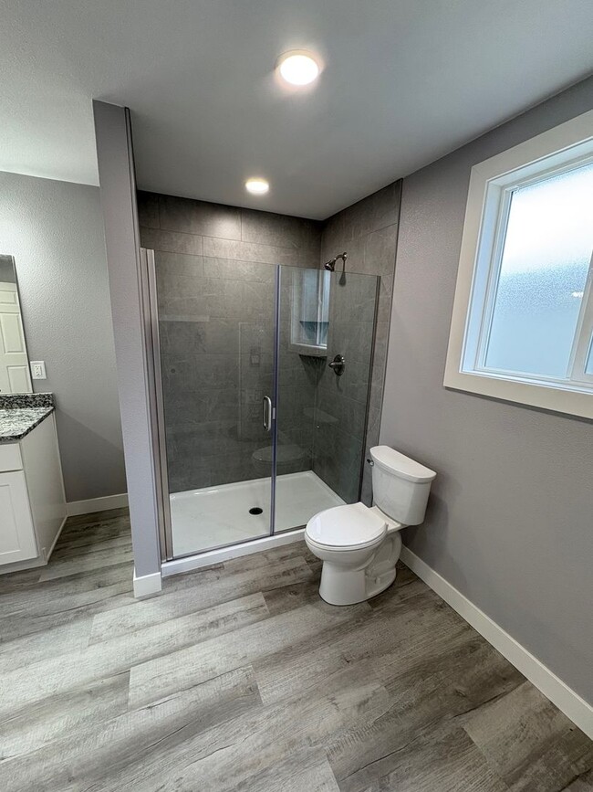 227 N 2nd Ave in Stayton, OR - Building Photo - Building Photo