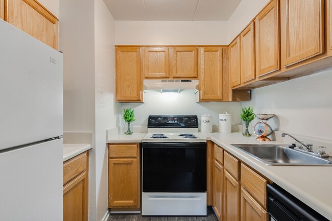 Parkway Apartments