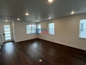 5955 Rendezvous Pkwy in Timnath, CO - Building Photo - Building Photo
