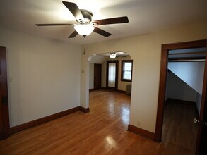 3423 S 15th St, Unit 3423 in Milwaukee, WI - Building Photo - Building Photo