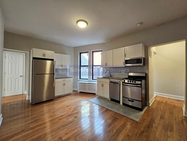 property at 515 W 168th St