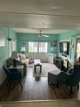 130 Patricia Ave in Dunedin, FL - Building Photo - Building Photo