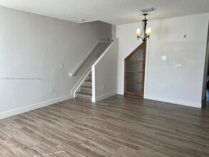 2349 SE 23rd Dr in Homestead, FL - Building Photo - Building Photo