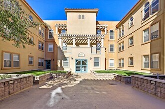 952 S 11th St, Unit 231 in San Jose, CA - Building Photo - Building Photo