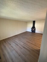 10189 Viceroy Ct, Unit 1 in Cupertino, CA - Building Photo