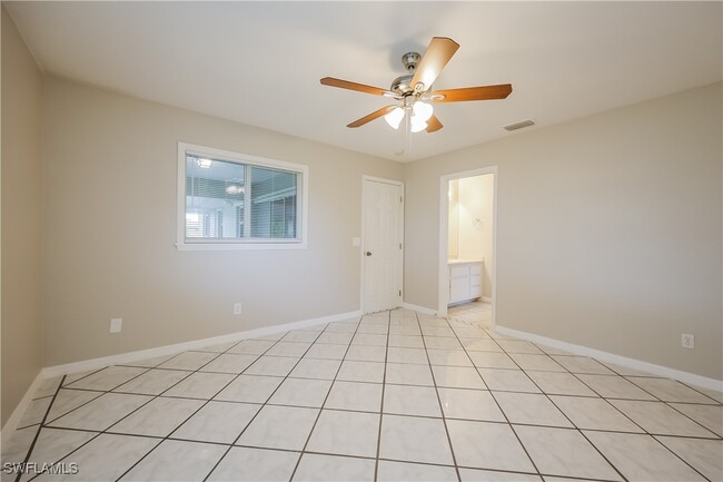 property at 1107 SE 18th St