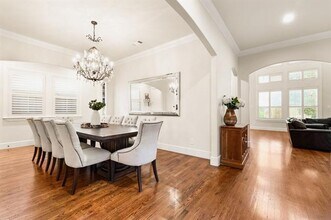 5820 Prospect Ave in Dallas, TX - Building Photo - Building Photo