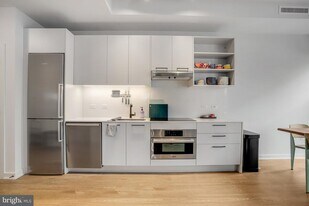 1625 Eckington Pl NE in Washington, DC - Building Photo