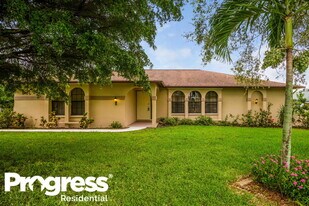 1320 SE 2nd St in Cape Coral, FL - Building Photo