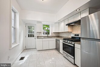 1417 S 28th St in Philadelphia, PA - Building Photo - Building Photo