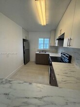 800 NW 44th Ave in Miami, FL - Building Photo - Building Photo