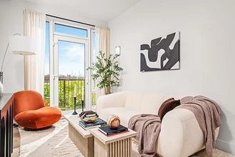 91 Bruckner Blvd in Bronx, NY - Building Photo - Building Photo