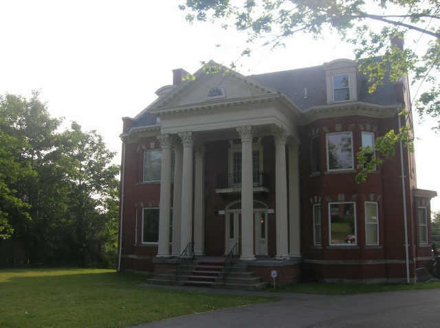 1040 Lake Ave in Rochester, NY - Building Photo - Building Photo