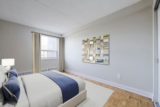 Royal Towne in Guelph, ON - Building Photo - Building Photo
