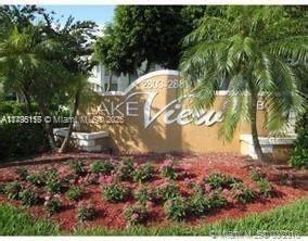 property at 2881 N Oakland Forest Dr