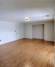 10097 Flagstaff Butte Ave in Las Vegas, NV - Building Photo - Building Photo