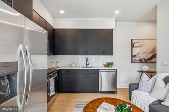 6910 Ridge Ave, Unit 116 in Philadelphia, PA - Building Photo - Building Photo