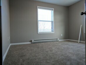Rosewood Apartments in Alexandria, MN - Building Photo - Interior Photo