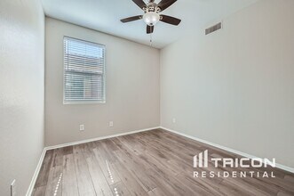 112 E Baja Pl in Casa Grande, AZ - Building Photo - Building Photo