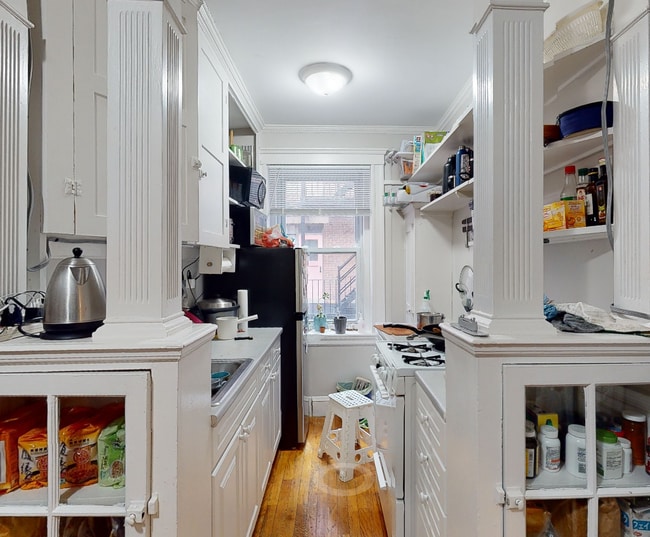 8 Gray St, Unit 5