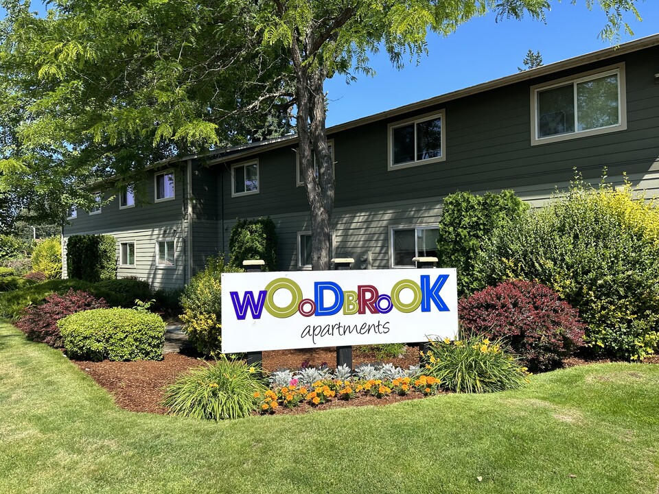 Woodbrook Apartments in Salem, OR - Building Photo