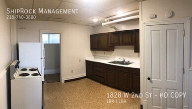 1828 W 2nd St in Duluth, MN - Building Photo - Building Photo