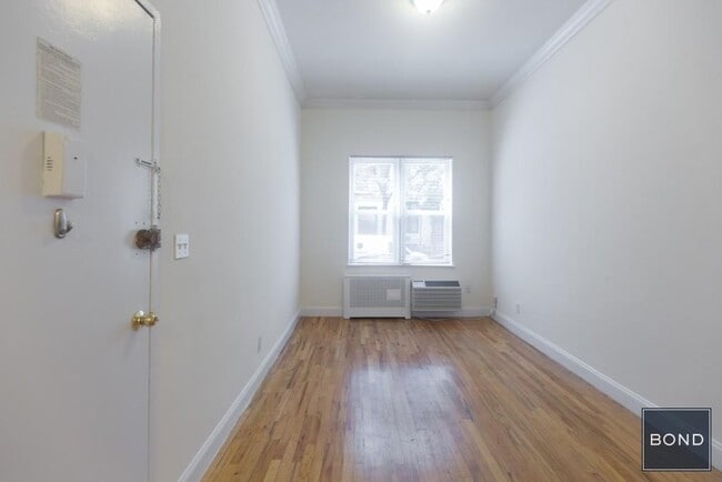 property at 523 E 85th St