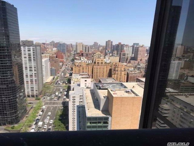 304 E 65th St-Unit -35A in New York, NY - Building Photo