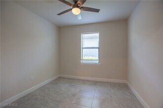 17161 Anesbury Pl in Ft. Myers, FL - Foto de edificio - Building Photo