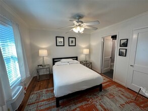 1639 Bonnie Brae St in Houston, TX - Building Photo - Building Photo