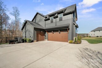 180 Twin Sisters Ln in Mooresville, NC - Building Photo - Building Photo
