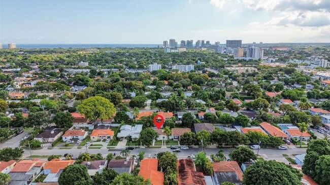 2464 SW 19th St in Miami, FL - Building Photo - Building Photo