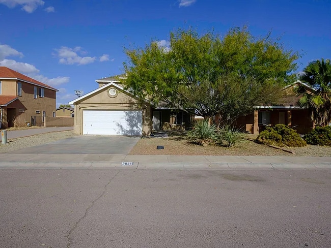 2836 Meriwether St in Las Cruces, NM - Building Photo - Building Photo