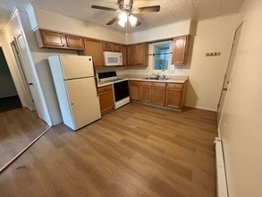 5161 NE 5th St in Des Moines, IA - Foto de edificio - Building Photo