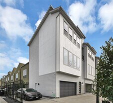 2916 Cline St in Houston, TX - Building Photo