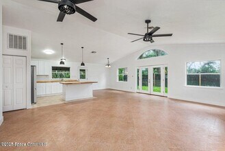 4085 Cypress Bend in Geneva, FL - Building Photo - Building Photo