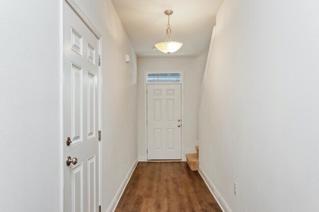 173 Iron Horse Dr E in Crestview, FL - Building Photo - Building Photo