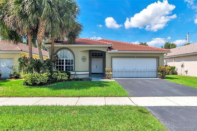 38 Gables Blvd, Unit 431 in Weston, FL - Building Photo