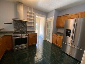 103 N Portage Path in Akron, OH - Building Photo - Building Photo