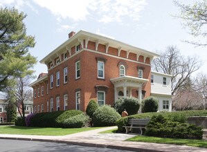 Shepherd Park Apartments in Hartford, CT - Building Photo - Building Photo