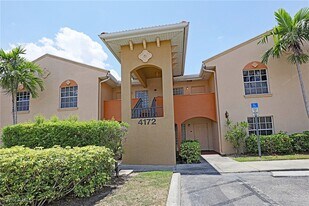 4172 Castilla Circle in Ft. Myers, FL - Building Photo
