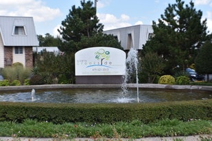 North Creekside Apartments