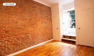 310 W 89th St in New York, NY - Building Photo - Building Photo