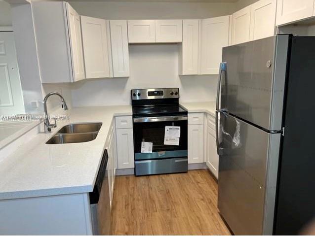 property at 200 Palm Cir W