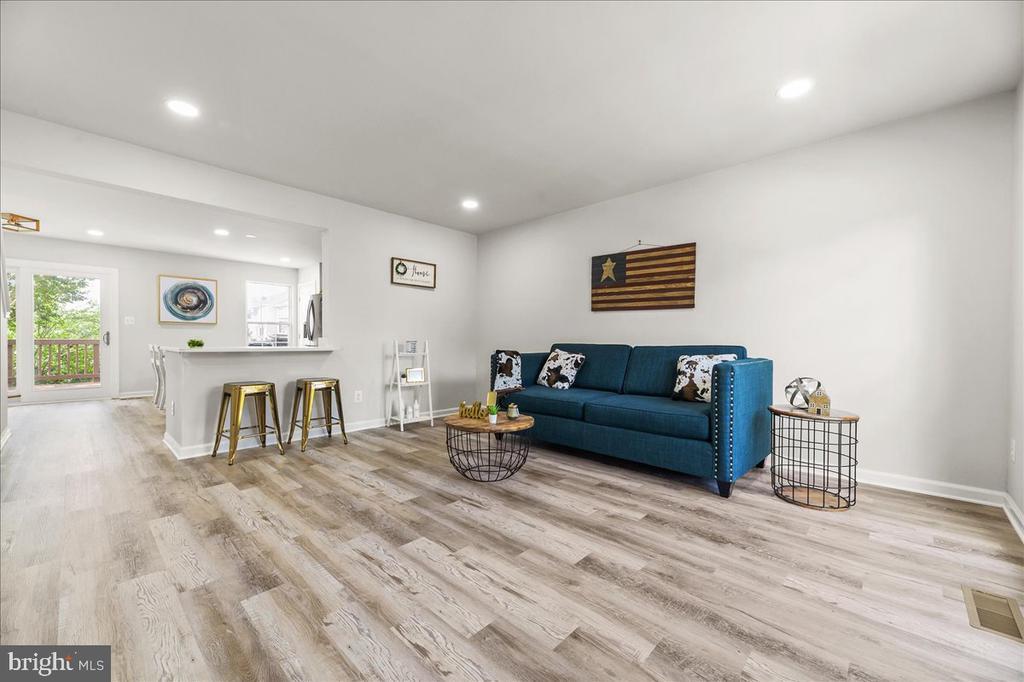 9008 Coriander Cir in Manassas, VA - Building Photo