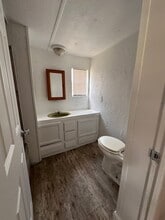 37021 Tucker Rd in Zephyrhills, FL - Foto de edificio - Building Photo