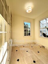 2416 Dellwood Dr NW in Atlanta, GA - Building Photo - Building Photo