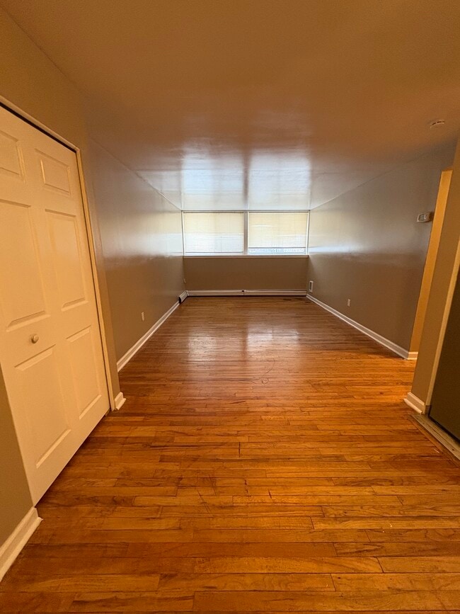 property at 17644 Lahser Rd